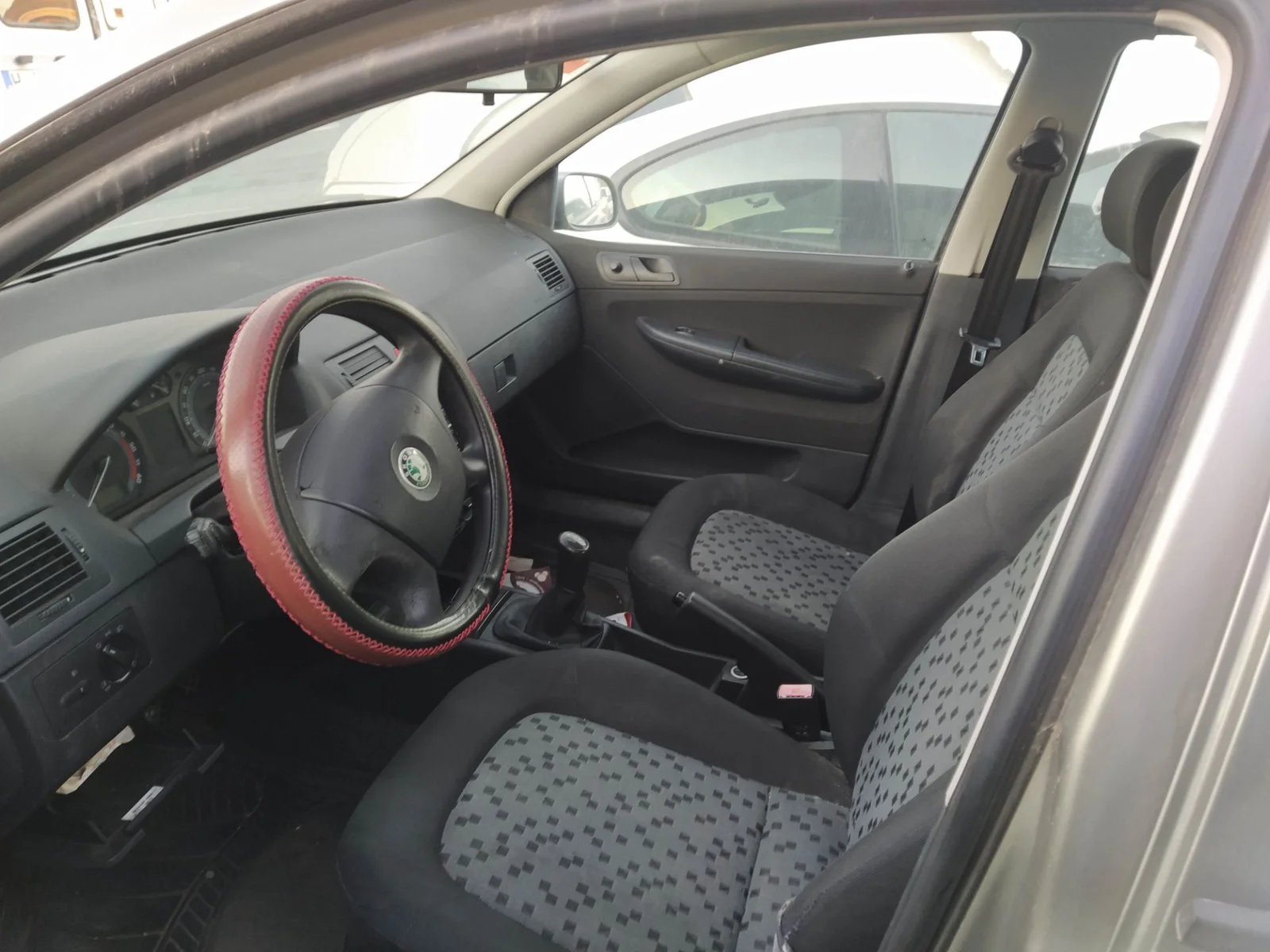 Foto de MANDO ELEVALUNAS DELANTERO DERECHO SKODA FABIA (6Y2/6Y3) 1.4 TDI (69 CV / 51 KW)