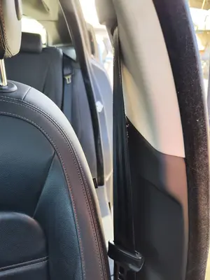 Foto de CINTURON SEGURIDAD DELANTERO IZQUIERDO JAGUAR F-PACE 3.0 V6 Diesel CAT (301 CV / 221 KW) referencia HK83611B09