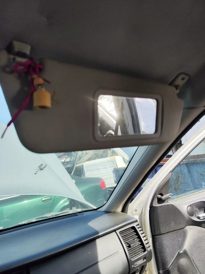 Foto de PARASOL DERECHO OPEL VECTRA B BERLINA 2.0 DTI (101 CV / 74 KW)