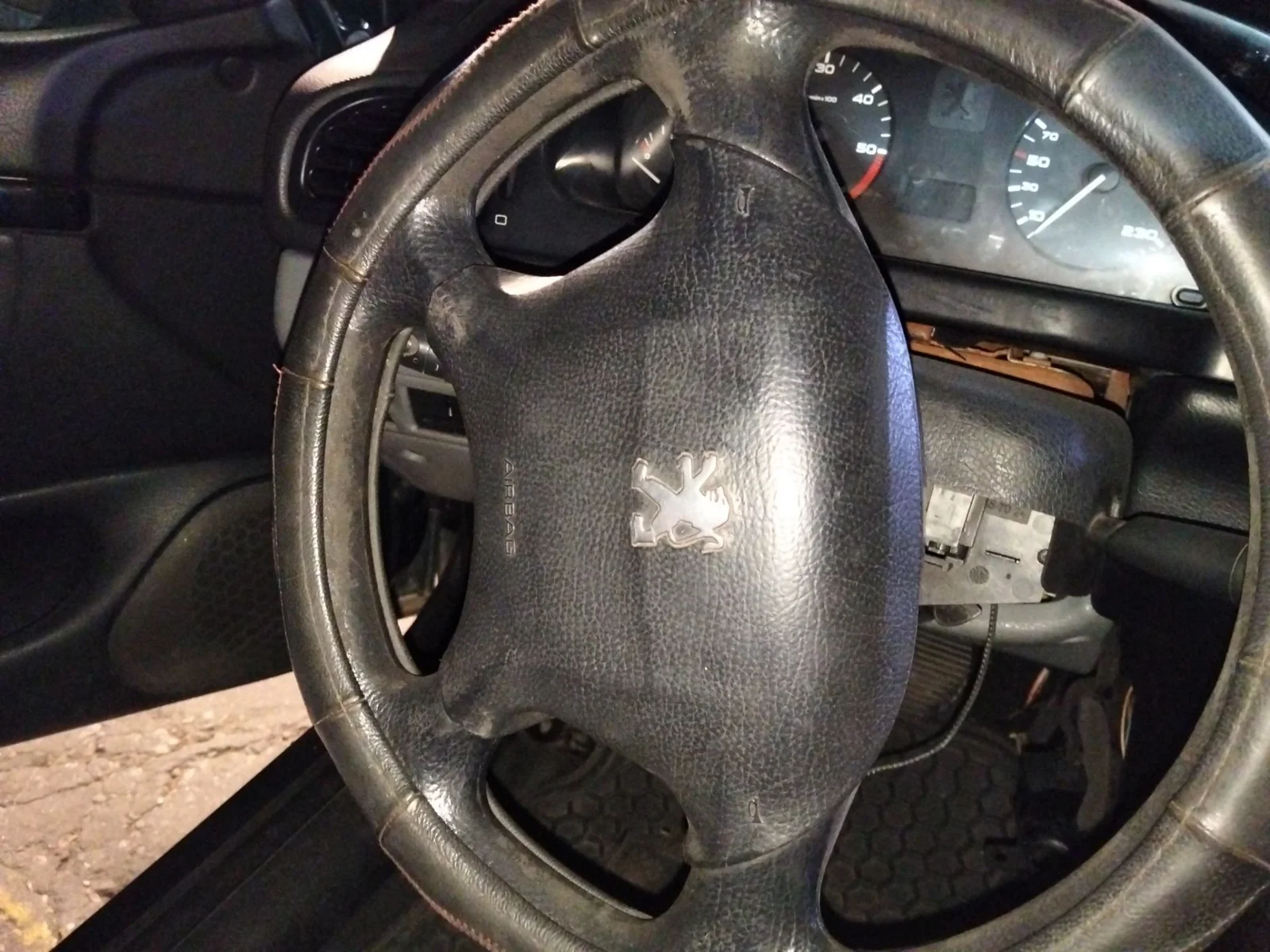 Foto de AIRBAG DELANTERO IZQUIERDO PEUGEOT 406 BERLINA (S1/S2) 2.0 HDi CAT (90 CV / 66 KW) referencia 96422230ZL