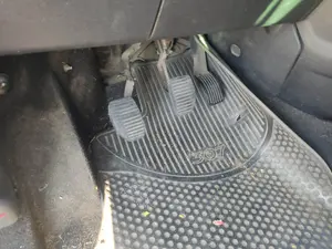 Foto de PEDAL EMBRAGUE PEUGEOT PARTNER TEPEE 1.6 16V HDi CAT (9HT / DV6BTED4) (75 CV / 55 KW)