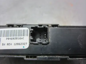 Foto de MANDO MULTIFUNCION DODGE AVENGER (JS) 2.0 16V CRD CAT (140 CV / 103 KW) referencia P04602816AC foto 3