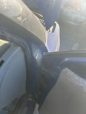 Foto de GOMAS CONTORNO PUERTA SKODA FABIA COMBI (5J5) 1.4 TDI (80 CV / 59 KW)