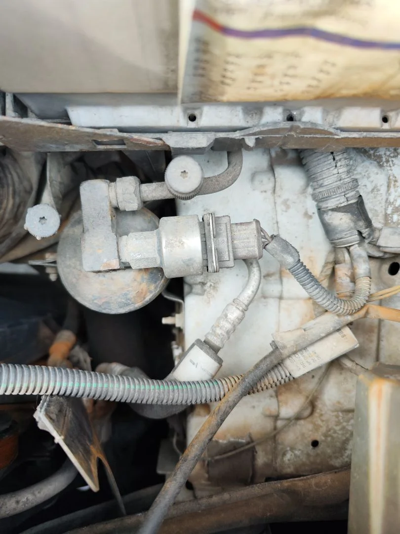 Foto de VALVULA AIRE ADICIONAL CITROEN JUMPY 2.0 HDi CAT (RHX / DW10BTED) (94 CV / 69 KW)