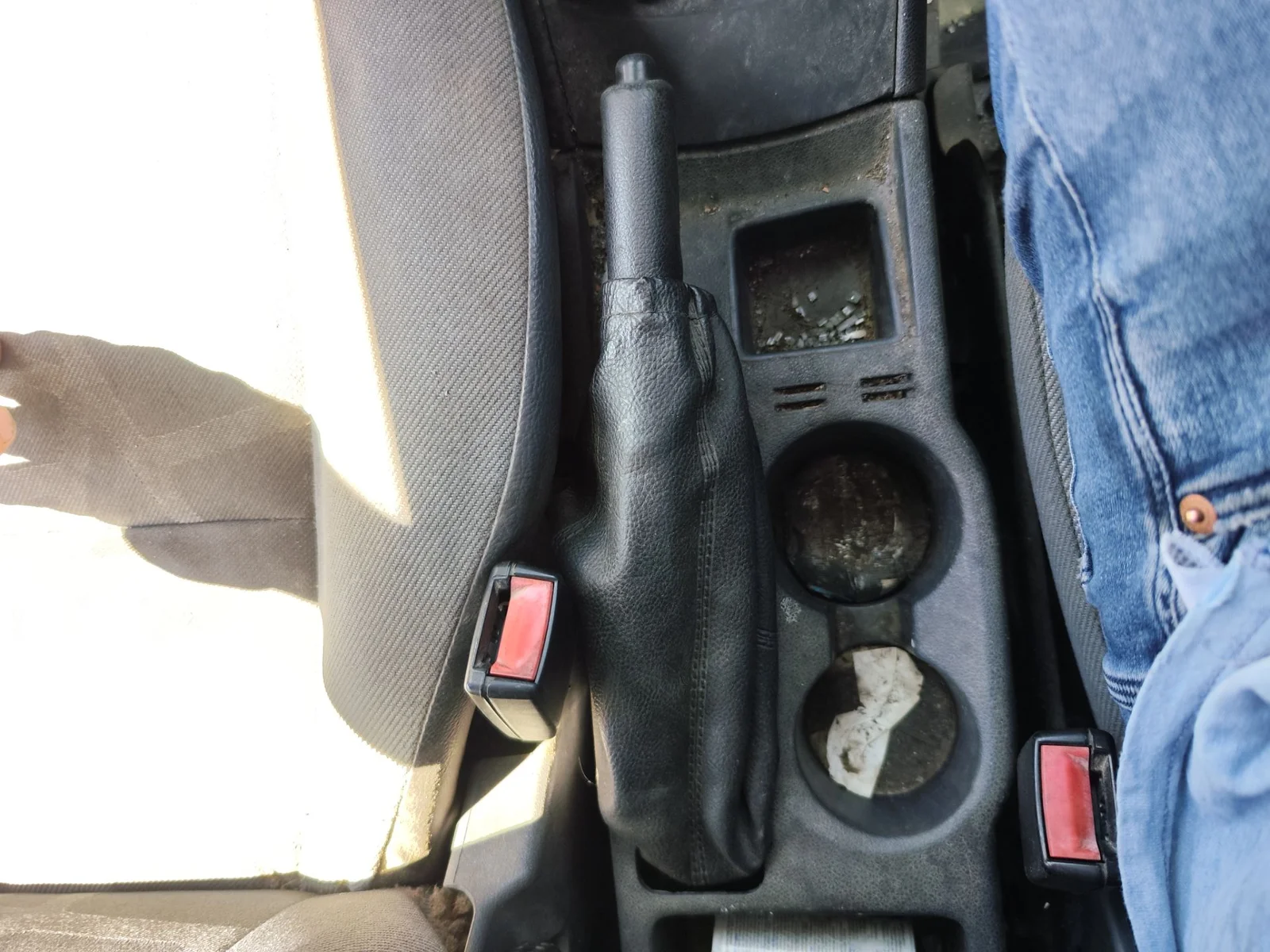 Foto de PALANCA FRENO FORD TRANSIT CONNECT (TC7) 1.8 TDCi CAT (90 CV / 66 KW)