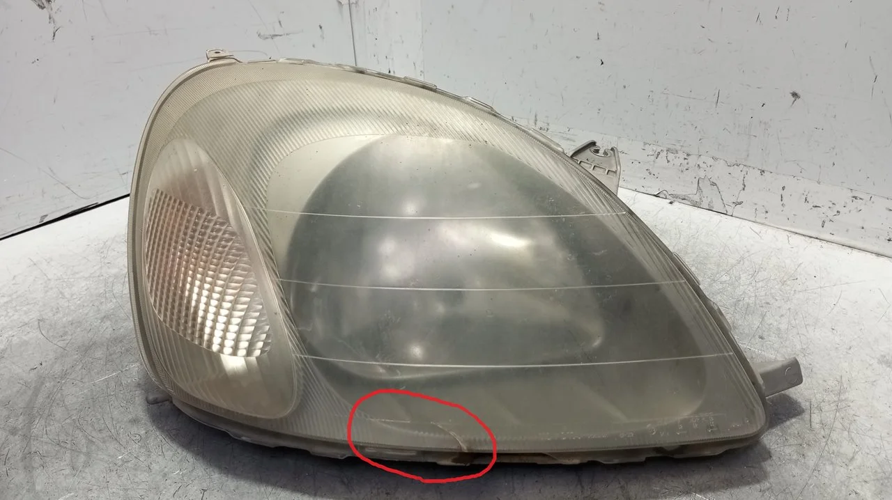 Foto de FARO DERECHO TOYOTA YARIS (NCP1/NLP1/SCP1) referencia 811300D080