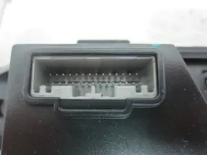 Foto de NO IDENTIFICADO TESLA MODEL S eléctrico 270 kW (367 CV / 270 KW) referencia 101090700D foto 4