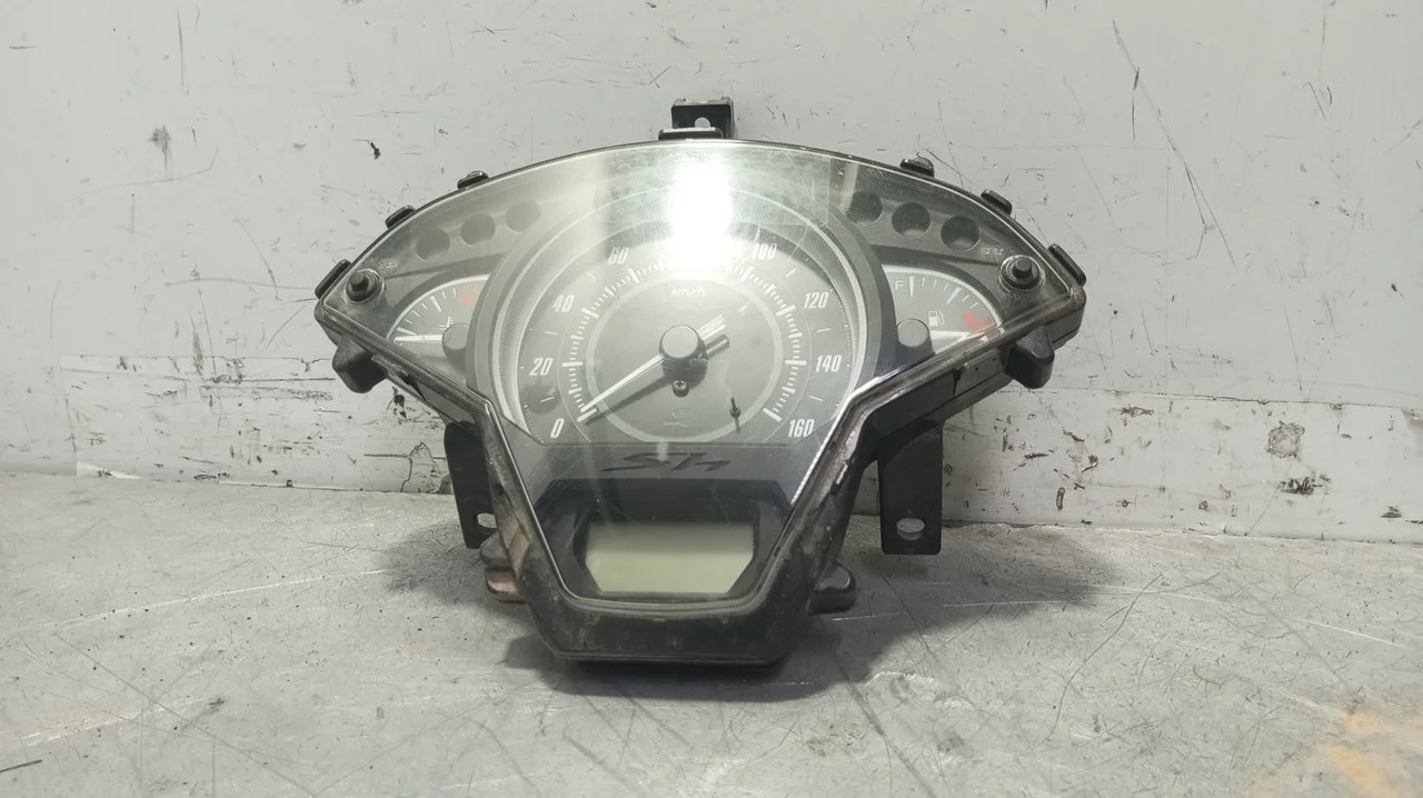 Foto de CUADRO INSTRUMENTOS HONDA SH 125I 125 cm3 - 9 kW (12 CV / 9 KW) referencia 37100-K77-D320-M1