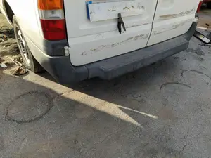 Foto de PARAGOLPES TRASERO FORD TRANSIT COMBI (FY) 2.0 TD CAT (75 CV / 55 KW)