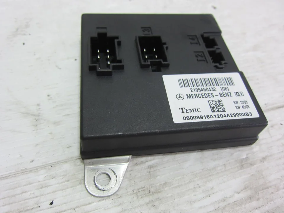 Foto de UNIDAD DE CONTROL MERCEDES-BENZ CLS (BM 219) referencia 2195450532