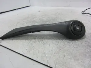 Foto de NO IDENTIFICADO RENAULT MEGANE II BERLINA 3P 1.5 dCi Diesel (101 CV / 74 KW) referencia 156018031