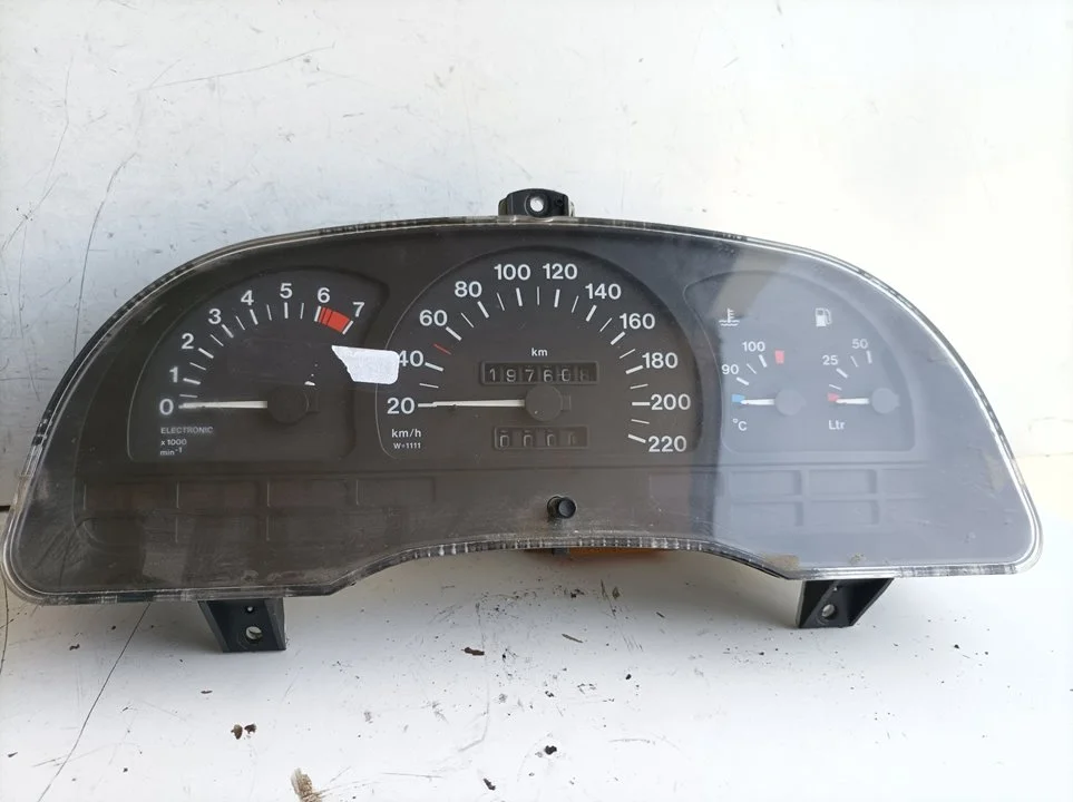 Foto de CUADRO INSTRUMENTOS OPEL ASTRA F BERLINA 1.6 (75 CV / 55 KW) referencia 90356303