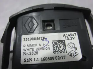 Foto de MANDO MULTIFUNCION RENAULT CAPTUR I 1.5 dCi Diesel FAP Energy (90 CV / 66 KW) referencia 251900567R foto 3