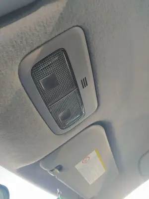 Foto de LUZ INTERIOR TOYOTA YARIS (KSP9/SCP9/NLP9) 1.4 Turbodiesel CAT (90 CV / 66 KW)