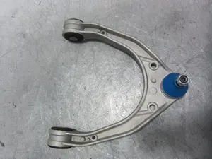 Foto de BRAZO SUSPENSION SUPERIOR DELANTERO DERECHO PORSCHE CAYENNE (TIPO 92A) 3.6 CAT (299 CV / 220 KW) referencia 7L0407021B