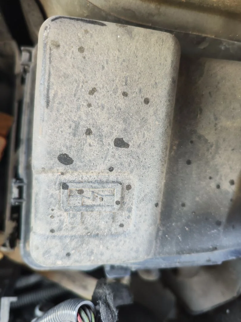 Foto de CAJA RELES / FUSIBLES CITROEN C2 1.1 (60 CV / 44 KW)