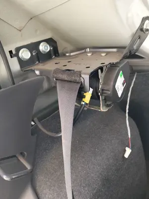 Foto de CINTURON SEGURIDAD TRASERO DERECHO NISSAN MICRA (K14) 1.0 12V CAT (71 CV / 52 KW)