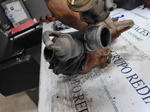 Foto de TURBOCOMPRESOR CHRYSLER VOYAGER GS referencia 35242068G foto 4