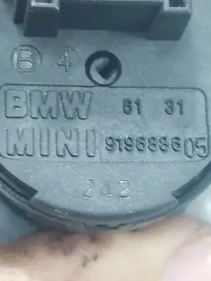 Foto de INTERRUPTOR BMW SERIE Z4 ROADSTER (E89) 2.0 TwinTurbo (245 CV / 180 KW) referencia 9196886 foto 2