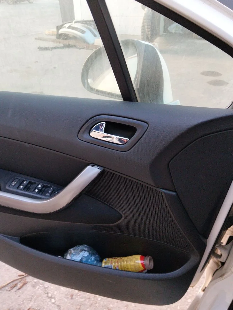 Foto de ELEVALUNAS DELANTERO IZQUIERDO PEUGEOT 308 SW 1.6 HDi FAP CAT (9HZ / DV6TED4) (109 CV / 80 KW)