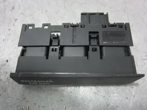 Foto de INTERRUPTOR SEAT LEON (5F1) 1.6 TDI (105 CV / 77 KW) referencia 5F0919234A foto 3