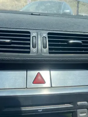Foto de WARNING VOLKSWAGEN PASSAT BERLINA (3C2) 2.0 TDI (140 CV / 103 KW)