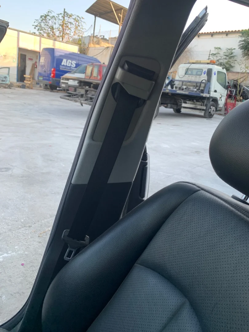 Foto de PRETENSOR AIRBAG DERECHO MERCEDES-BENZ CLASE E (BM 211) BERLINA 2.7 CDI CAT (177 CV / 130 KW)
