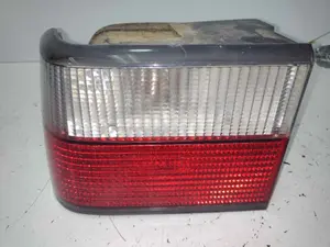 Foto de PILOTO TRASERO IZQUIERDO CITROEN XANTIA BERLINA 2.0 HDi CAT (RHY / DW10TD) (90 CV / 66 KW) referencia 22230132