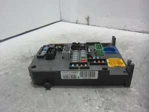 Foto de NO IDENTIFICADO CITROEN C4 BERLINA 1.6 HDi FAP (112 CV / 82 KW) referencia 966554748000 foto 3