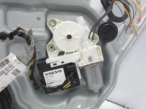 Foto de ELEVALUNAS TRASERO DERECHO VOLVO S40 BERLINA 2.5 20V Turbo CAT (220 CV / 162 KW) referencia RH992674 foto 2