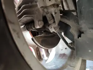 Foto de MANGUETA TRASERA IZQUIERDA VOLKSWAGEN GOLF IV BERLINA (1J1)(10.1997) 1.9 TDI (90 CV / 66 KW)