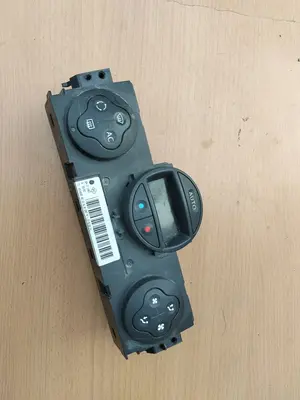 Foto de MANDO CALEFACCION / AIRE ACONDICIONADO RENAULT MEGANE II BERLINA 3P referencia 69340005H0200S600E007