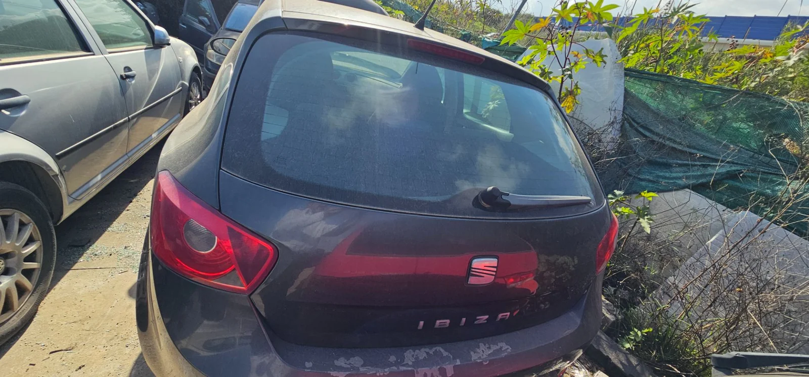 Foto de PORTON TRASERO SEAT IBIZA BERLINA (6J5) 1.4 TDI (80 CV / 59 KW) referencia 6J4827024