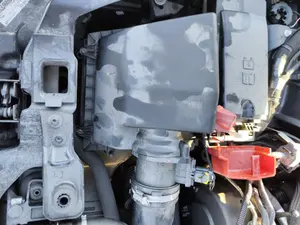 Foto de CAJA FILTRO AIRE JAGUAR F-PACE 3.0 V6 Diesel CAT (301 CV / 221 KW) referencia GX739600DB foto 2