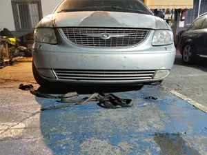 Foto de REFUERZO PARAGOLPES DELANTERO CHRYSLER VOYAGER (RG)