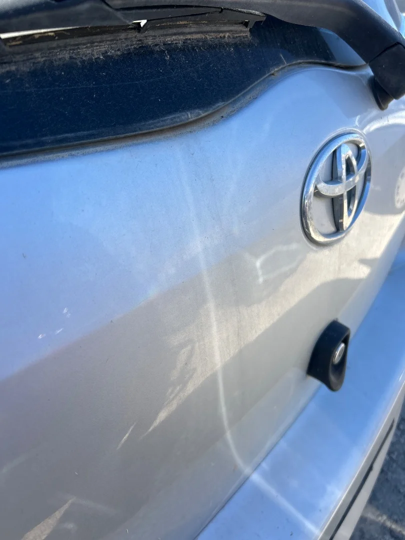 Foto de MANETA EXTERIOR MALETERO / PORTON TOYOTA YARIS (KSP9/SCP9/NLP9) 1.3 16V CAT (101 CV / 74 KW) referencia 6920952010