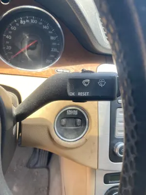 Foto de MANDO MULTIFUNCION VOLKSWAGEN PASSAT BERLINA (3C2) 2.0 TDI (140 CV / 103 KW) foto 2