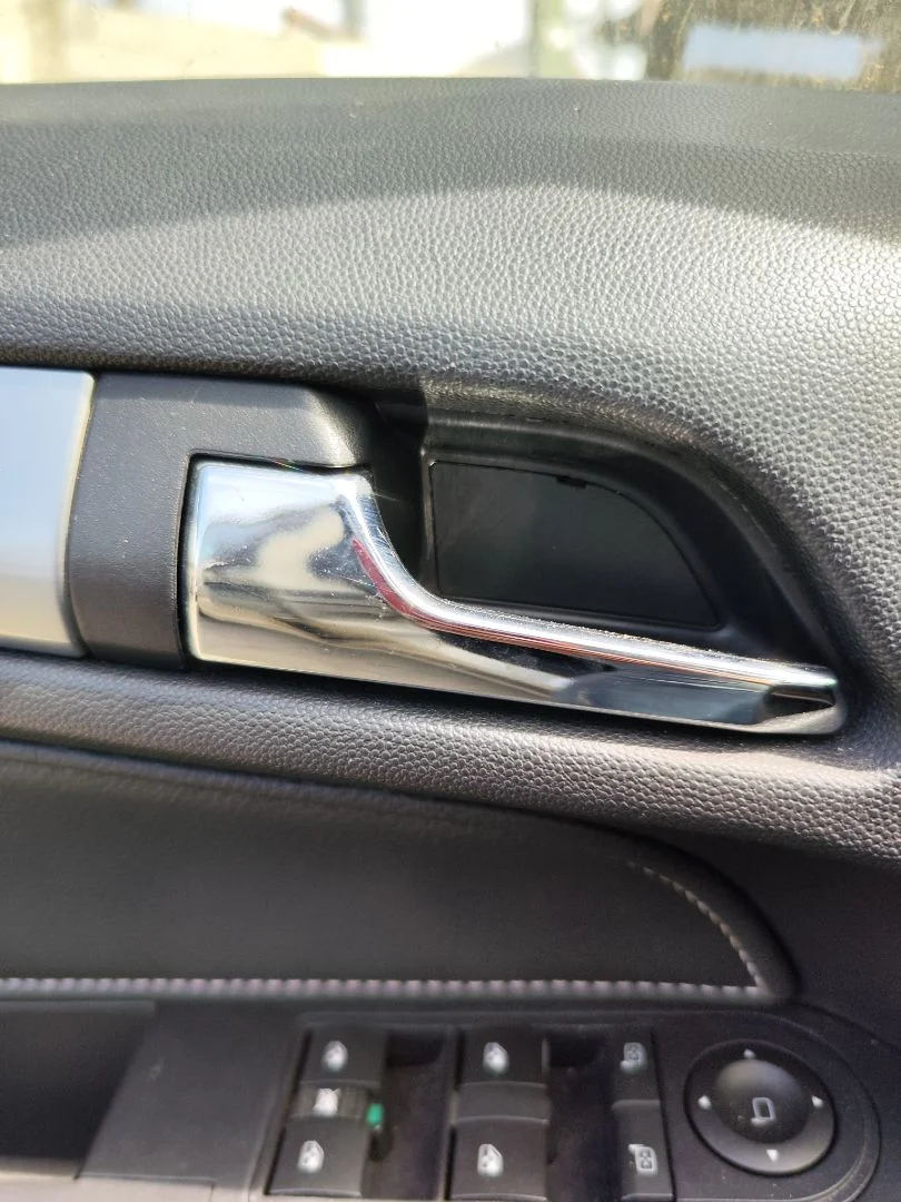 Foto de MANETA INTERIOR DELANTERA IZQUIERDA OPEL ASTRA H BERLINA 1.7 16V CDTI (110 CV / 81 KW)