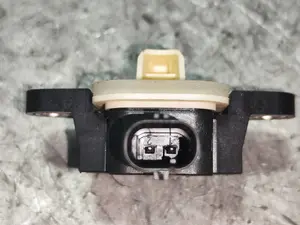 Foto de SENSOR COLISION / IMPACTO PORSCHE MACAN (95BA) referencia 4H0955557A foto 3