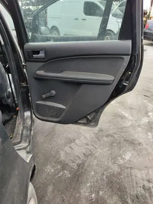 Foto de GUARNECIDO PUERTA TRASERA DERECHA FORD FOCUS C-MAX (CAP)(2003) 1.6 TDCi CAT (109 CV / 80 KW) referencia 1453981