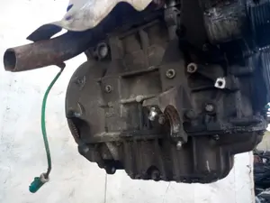 Foto de MOTOR COMPLETO FORD FOCUS BERLINA (CAK) referencia FYDB foto 14