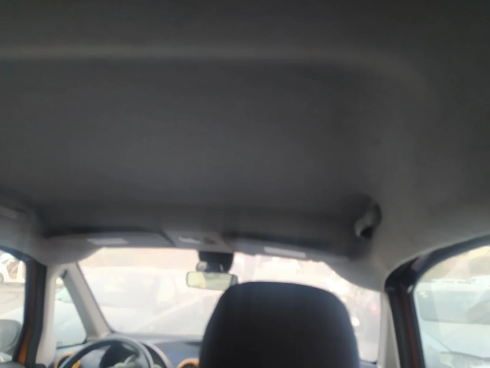 Foto de ASIDERO TECHO TRASERO IZQUIERDO PEUGEOT 1007 1.4 HDi (68 CV / 50 KW)