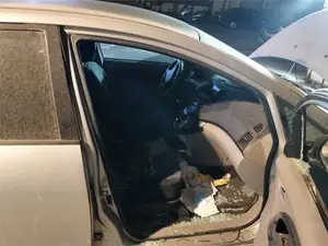 Foto de GOMAS CONTORNO PUERTA MITSUBISHI GRANDIS (NA0W)