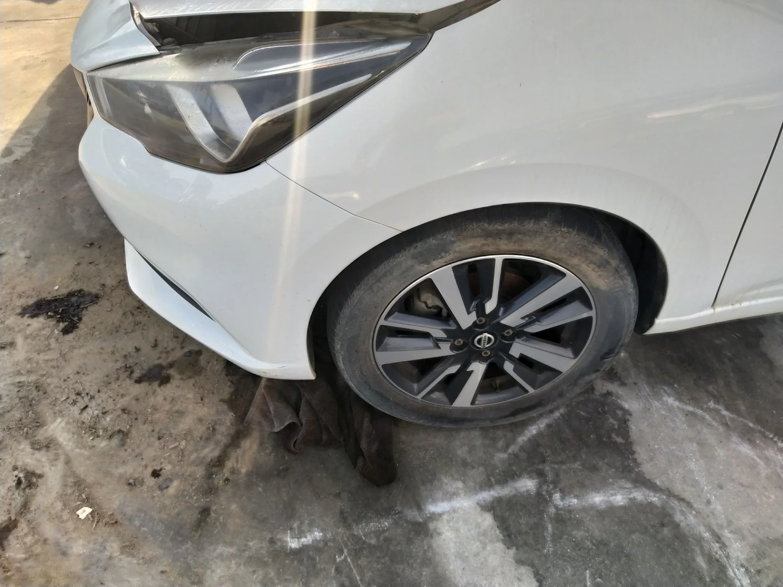 Foto de LLANTA NISSAN MICRA (K14) 1.0 12V CAT (71 CV / 52 KW) referencia 403005459R