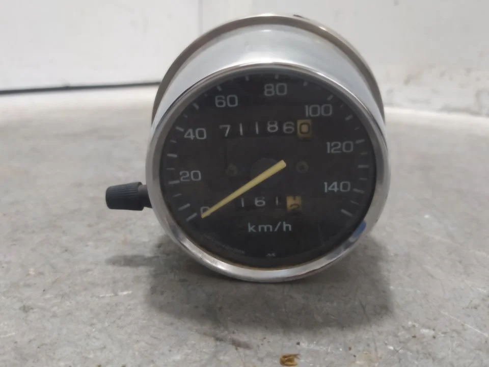 Foto de CUADRO CUENTA KILOMETROS HONDA CB 250 234 cm3 - 12.5 kW (16 CV / 12 KW)
