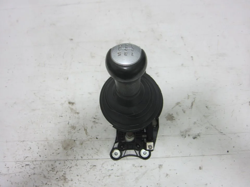 Foto de PALANCA CAMBIO FORD FIESTA (CBK) 1.4 16V CAT (80 CV / 59 KW) referencia 2S6R7C453ND