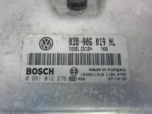 Foto de CENTRALITA MOTOR UCE SEAT CORDOBA BERLINA (6L2) 1.9 TDI (131 CV / 96 KW) referencia 038906019NL foto 3