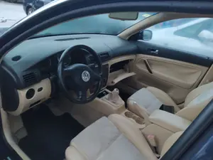Foto de COLUMNA DIRECCION VOLKSWAGEN PASSAT BERLINA (3B3) 1.9 TDI (131 CV / 96 KW)