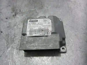 Foto de CENTRALITA AIRBAG PEUGEOT 407 SW 2.0 16V CAT (136 CV / 100 KW) referencia 9655880880