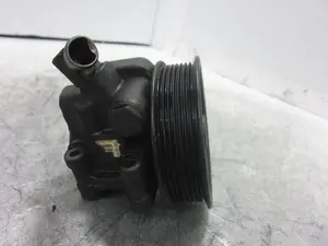 Foto de BOMBA DIRECCION FORD TRANSIT CAJA ABIERTA (FY) 2.4 TDE CAT (120 CV / 88 KW) referencia YC1E3A733AB foto 3